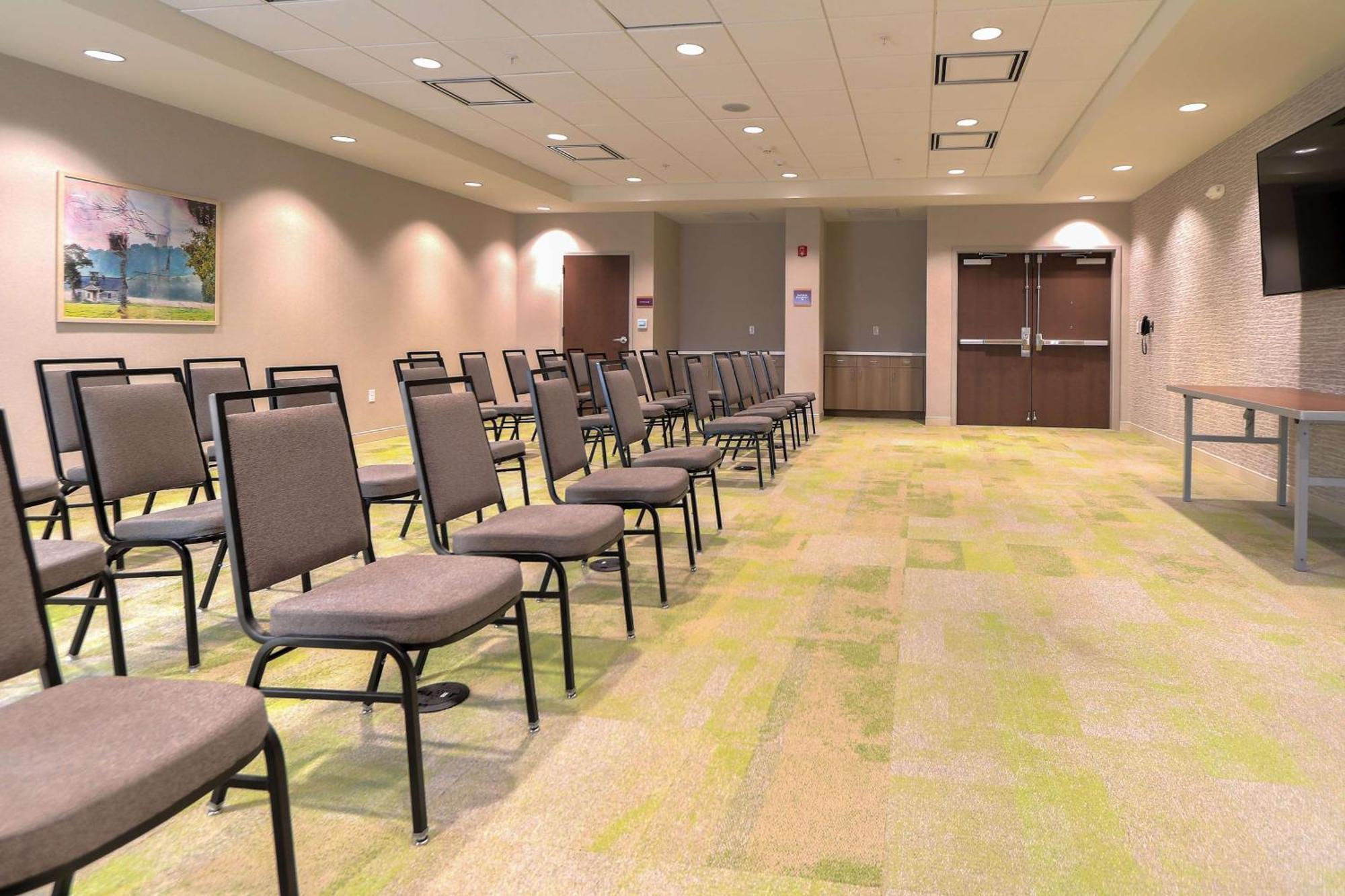 Home2 Suites By Hilton Alcoa Knoxville Airport Exterior photo