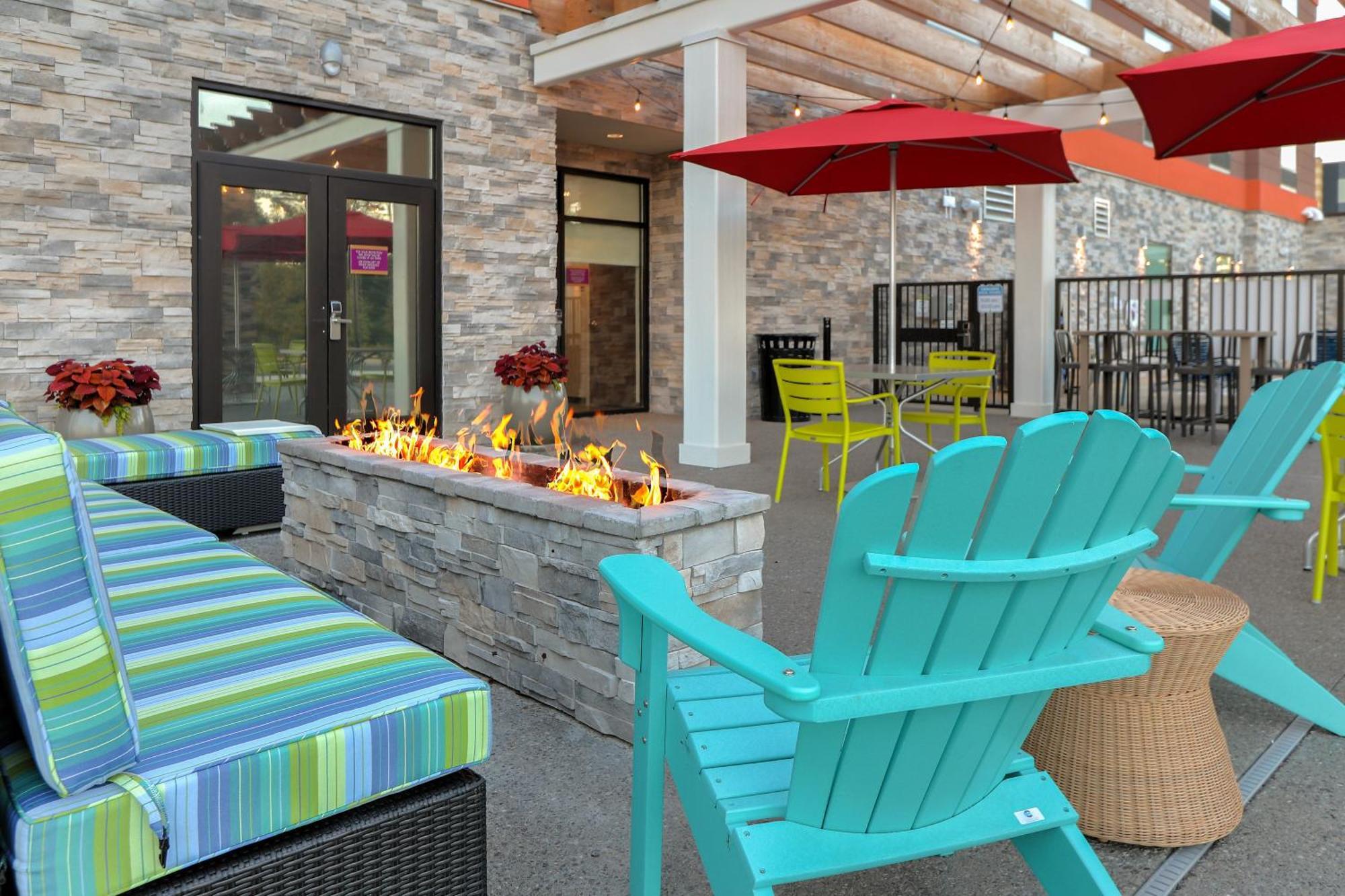 Home2 Suites By Hilton Alcoa Knoxville Airport Exterior photo
